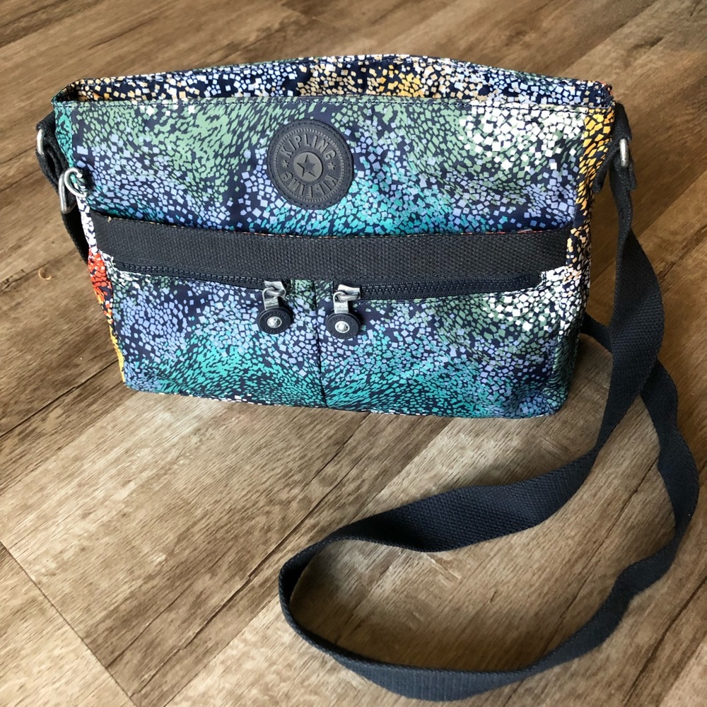 NWOT Kipling Angie style crossbody